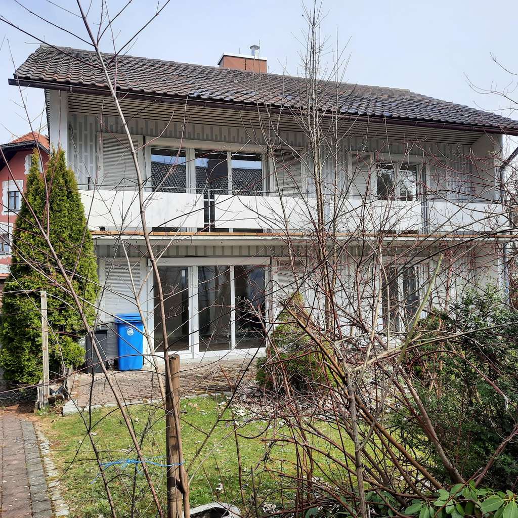 Immobilie in Scheidegg - Geräumiges 7 Zimmer Haus mit Garage in Scheidegg - Bild 0