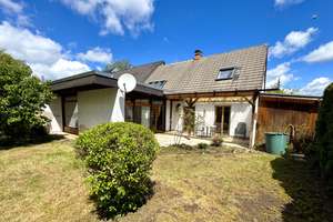 Zwischen Waldruhe und Familienleben - ein Haus voller Möglichkeiten – Die vollständige Adresse der Immobilie erhältst du vom Anbieter., 85567 Grafing bei München – Vorschaubild 2
