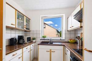 Sonnige Aussichten: 3-Zimmer-Wohnung mit Westbalkon in zentraler Lage von Ostfildern – Die vollständige Adresse der Immobilie erhältst du vom Anbieter., 73760 Ostfildern – Vorschaubild 4