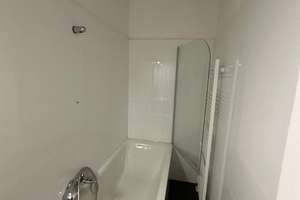 ALTBAUJUWEL MIT BALKON – 2 ZIMMER IN TOP-LAGE – 40233 Flingern Nord, Düsseldorf – Vorschaubild 11