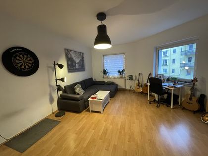 Schöne 3 Raumwohnung mit 2 Balkonen in der Südstadt zu on sale vermieten