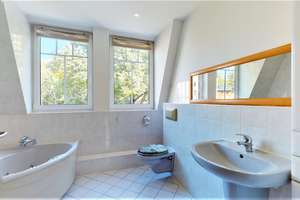 Property thumbnail 23