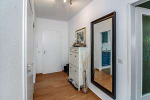 Gut geschnittene 2-Zimmer-Wohnung mit Loggia und Garage in gepflegtem Mehrfamilienhaus – Die vollständige Adresse der Immobilie erhältst du vom Anbieter., 33649 Brackwede, Bielefeld – Vorschaubild 5