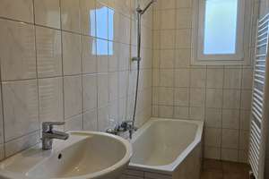 Gut geschnittene 2 Zimmer Wohnung mit Balkon – Moselstraße 26, 42579 Heiligenhaus – Vorschaubild 3