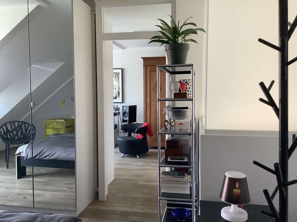 Blick vom Arbeitszimmer ins Sc