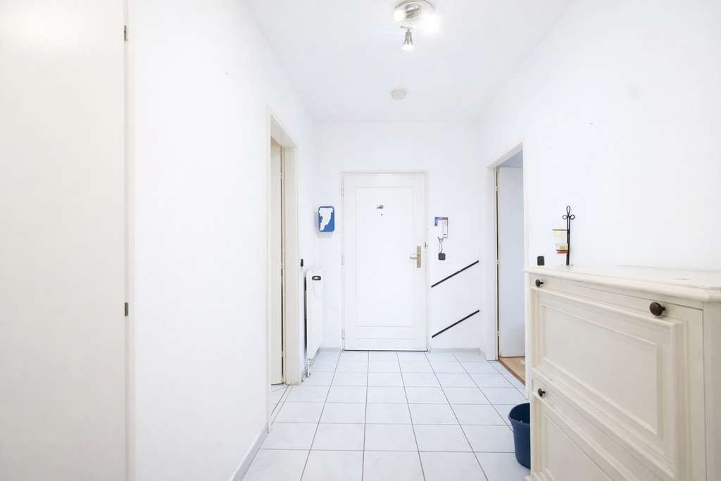 Immobilie in Pinneberg - Geräumige Wohnung mit Loggia und herrlichem Ausblick – ideal für Paare , Familien und Anleger - Bild 0