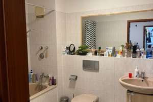 Charmante 2,5-Zimmer-Wohnung im Universitätsviertel Augsburg - ideal für Paare & Homeoffice – Salomon-Idler-Straße 24b, 86159 Universitätsviertel, Augsburg – Vorschaubild 2