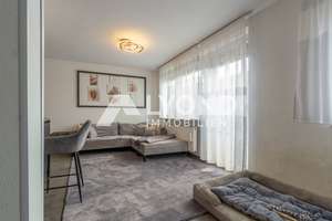 Kernsanierte Dachgeschosswohnung mit Südostbalkon, Aufzug und Stellplatz in Untertürkheim – Die vollständige Adresse der Immobilie erhältst du vom Anbieter., 70327 Untertürkheim (Ortsteil), Stuttgart – Vorschaubild 5