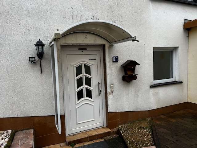 Wohnen mit Charme: 3-Zimmer-Wohnung mit Einzelöfen in Nonnweiler, Sankt Wendel Kreis – Bild 2