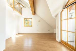 Ca. 91 m² Wohn-/Nutzfläche: Bezugsfreie Dachgeschosswohnung mit offener Galerie und Südloggia – Die vollständige Adresse der Immobilie erhältst du vom Anbieter., 80993 Alt-Moosach, München – Vorschaubild 9