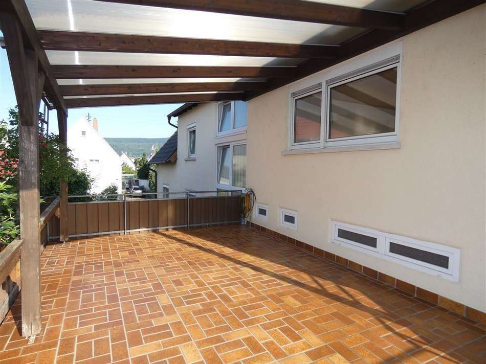 überdachte Südterrasse