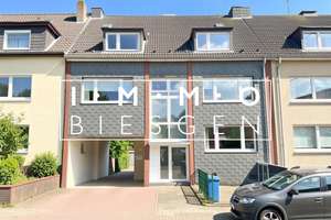 !!! WARTELISTE !!! Vollvermietetes 5 Parteienhaus als Kapitalanlage mit 3 Garagen und 2 Stellplätzen – Die vollständige Adresse der Immobilie erhältst du vom Anbieter., 46045 Altstadt-Süd, Oberhausen – Vorschaubild 1