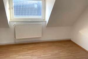 Weitere große Dachgeschoßwohnung (3 Zimmer) in Bremerhaven-Geestemünde – Spichernstraße 2, 27572 Geestemünde, Bremerhaven – Vorschaubild 7