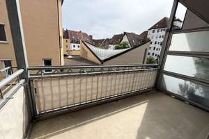 Großzügige 2-Zimmer-Wohnung mit Süd-Balkon in der Augsburger Innenstadt – Henisiusstraße 8, 86152 Jakobervorstadt-Nord, Augsburg – Vorschaubild 4