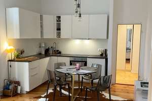 Kreuzberger Kiez: 2-Zimmer-Apartment zum Selbstbezug, sanierter Altbau, Dielenboden, provisionsfrei – Reichenberger Straße 155, 10999 Kreuzberg, Berlin – Vorschaubild 12