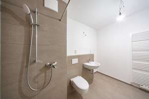 Letzte Chance / 3-Zimmerwohnung in zweiter Reihe zur Dahme WBS 160, 180 oder 220 erforderlich – Wendenschloßstr. 166, 12557 Köpenick, Berlin – Vorschaubild 4