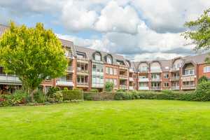 Schöne 2 Zimmer Wohnung mit Wintergarten in Hamburg-Niendorf – Max-Zelck-Str. 18, 22459 Hamburg – Vorschaubild 2