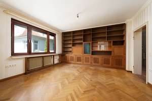 Charaktervolles Mehrparteienhaus mit Modernisierungspotenzial in zentraler Stadtlage von Delmenhorst – Die vollständige Adresse der Immobilie erhältst du vom Anbieter., 27749 Südliche Stadtmitte, Delmenhorst – Vorschaubild 7