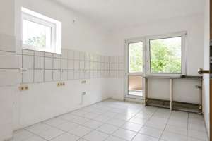 Geräumige 4-Zimmer-Wohnung mit Südwestbalkon und Blick ins Grüne in guter Wohnlage von KR-Uerdingen! – Die vollständige Adresse der Immobilie erhältst du vom Anbieter., 47829 Uerdingen, Krefeld – Vorschaubild 10