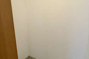 Modernisierte Wohnung mit drei Zimmern sowie Balkon und Einbauküche in Oberhausen-Rheinhausen – Die vollständige Adresse der Immobilie erhältst du vom Anbieter., 68794 Oberhausen-Rheinhausen – Vorschaubild 9