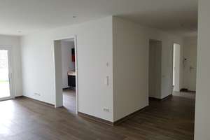 Bezugsfreie, großartige Vierzimmer Erdgeschosswohnung mit Terrasse und Garten zwischen Zoo und Rhein