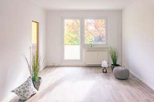 NEU sanierte Erdgeschosswohnung mit Balkon