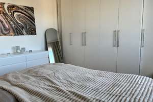 voll möblierte attraktive 2 Zimmer Wohnung mit toller Aussicht über Lörickkon in Düsseldorf-Lörick – Grevenbroicher Weg 35, 40547 Lörick, Düsseldorf – Vorschaubild 9