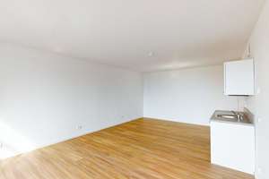 Own Your Style – Stylisches 1-Zimmer-Apartment mit Loggia im Herzen Berlins – Lisa-Fittko-Straße 11, 10557 Moabit, Berlin – Vorschaubild 7