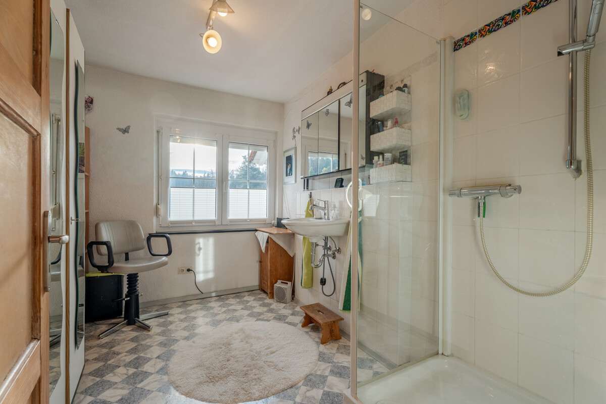 Immobilie in Eigeltingen - Zwei Generationen unter einem Dach – ein Zuhause mit Geschichte und Zukunft - Bild 11