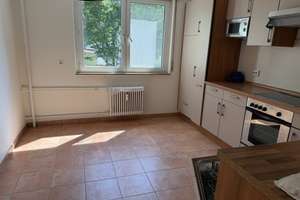 2-Zimmer-Wohnung mit Balkon und Einbauküche in attraktiver Lage – Die vollständige Adresse der Immobilie erhältst du vom Anbieter., 70499 Bergheim, Stuttgart – Vorschaubild 2