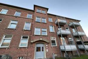 Moderner Grundriss mit geräumiger Wohnküche, Balkon und modernen Duschbad – Vorwerker Straße 133, 23554 Sankt Lorenz Nord, Lübeck – Vorschaubild 1