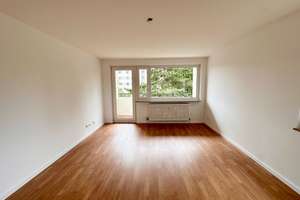 Helle 3-Zimmer-Wohnung mit Balkon in Nürnberg Langwasser 