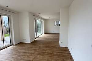 Großzügige 5-Zimmer-Wohnung in Schwandorf – Die vollständige Adresse der Immobilie erhältst du vom Anbieter., 92421 Schwandorf – Vorschaubild 15