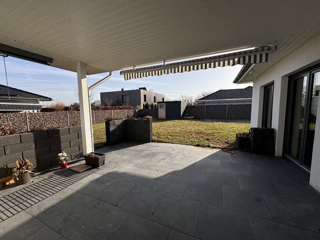 Immobilie in Niedere Börde - Altersgerecht - Winkelbungalow bei Magdeburg - Bild 2