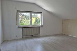 *Toplage Waldburg* Großzügige Doppelhaushälfte mit Ausblick und Potenzial! – Die vollständige Adresse der Immobilie erhältst du vom Anbieter., 71032 Böblingen – Vorschaubild 4