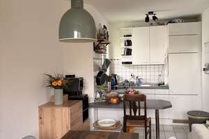 Zentrale Traumwohnung mit Balkon – hell, charmant, einladend – Die vollständige Adresse der Immobilie erhältst du vom Anbieter., 70599 Plieningen (Ortsteil), Stuttgart – Vorschaubild 8