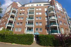 2 Zimmerwohnung - Terrasse - Einbauküche - Wannenbad