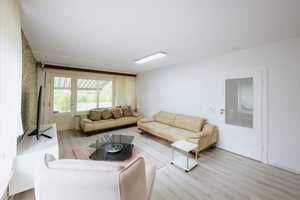 Tolles Haus - tolles Grundstück!
Zweifamilienhaus mit Doppelgarage – Bielefeld – Vorschaubild 3
