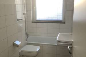 Großzügige 4-Zimmer-Wohnung mit Balkon im EG! – Naheweg 66, 33689 Sennestadt, Bielefeld – Vorschaubild 4