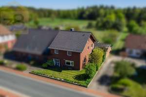 Zweifamilienhaus mit Schwimmbad, 3 Garagen und großem Grundstück - ideal für Pferdeliebhaber! – Die vollständige Adresse der Immobilie erhältst du vom Anbieter., 38556 Bokensdorf – Vorschaubild 3