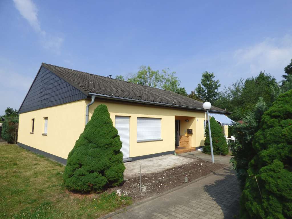 Immobilie in Markranstädt - komfortable vermietete Wohneinheit mit separater Einzelgarage als attraktive Kapitalanlage - Bild 0