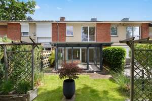 WARTELISTE! Reihenhaus mit grünem, liebevoll angelegtem Westgarten und viel Platz zum Wohlfühlen – Die vollständige Adresse der Immobilie erhältst du vom Anbieter., 22145 Rahlstedt, Hamburg – Vorschaubild 21
