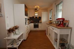Sonnige 2-Zimmerwohnung mit Einbauküche und Südloggia – Die vollständige Adresse der Immobilie erhältst du vom Anbieter., 81737 Altperlach, München – Vorschaubild 8