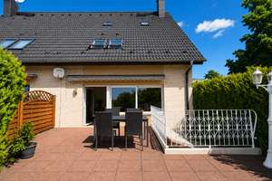 Modernes Doppelhaushälfte mit Garten, Terrasse, Garage, Sauna und ausgebautem Dachgeschoss – Die vollständige Adresse der Immobilie erhältst du vom Anbieter., 13591 Staaken, Berlin – Vorschaubild 3