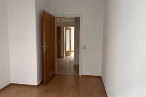 Wohnen in Mülheim – 3 Zimmer, Balkon & Einbauküche – Laufenbergstraße 48, 51063 Mülheim (Ortsteil), Köln – Vorschaubild 5