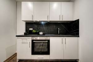 MÖBLIERT - MODERN UND ZENTRAL  Business-Apartment im Echaz Center Reutlingen – Die vollständige Adresse der Immobilie erhältst du vom Anbieter., 72764 Reutlingen-Mitte, Reutlingen – Vorschaubild 5