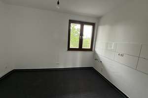 PENTHOUSE (- Stil)! Sanierte 2-Zi.-Wohnung mit fast 20 m² Balkonfläche! 5. OG ohne Aufzug! – Düsseldorfer Str. 297, 47053 Dellviertel, Duisburg – Vorschaubild 9