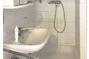 Renovierte 2-Zimmer-Wohnung nahe Kurpark & Kurhaus – neue Einbauküche inklusive – Bierstadter Straße 28, 65189 Nordost, Wiesbaden – Vorschaubild 5