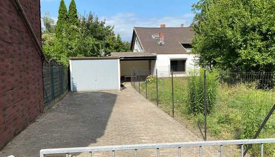 Bild von 7,5% Rendite: Großzügiges Einfamilienhaus mit separatem Anbau zentral in Peine