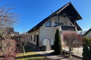 Haus mit Stil im schönen Wohngebiet – Die vollständige Adresse der Immobilie erhältst du vom Anbieter., 8132 Mülsen – Vorschaubild 2